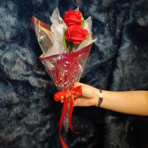 باکس گل مدل بزرگ بسته ۱۰ عددی(هزینه ارسال ۱۵۰.۰۰۰ت)